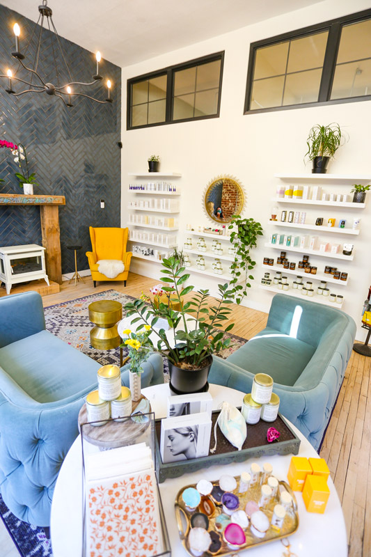 wax-lash-retail-1