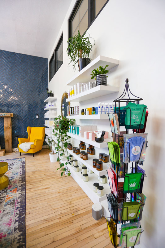 wax-lash-retail-3